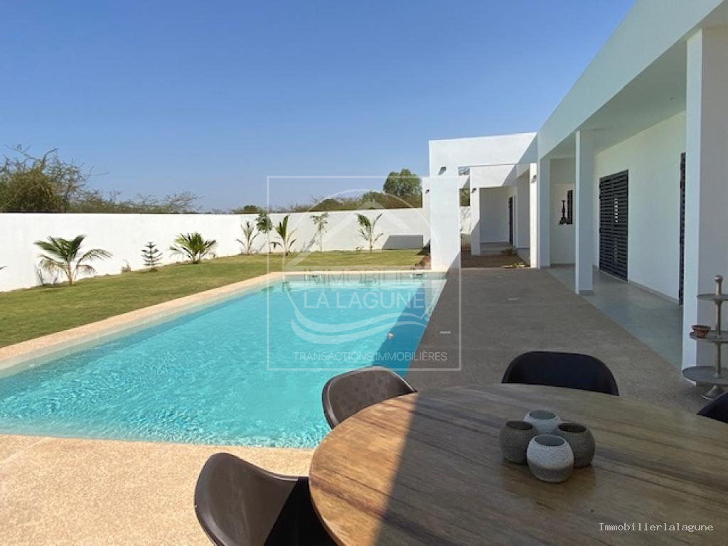 Agence Immobilière Saly Sénégal - V3233 - Villa à NGAPAROU - V3233 villa a vendre ngaparou senegal