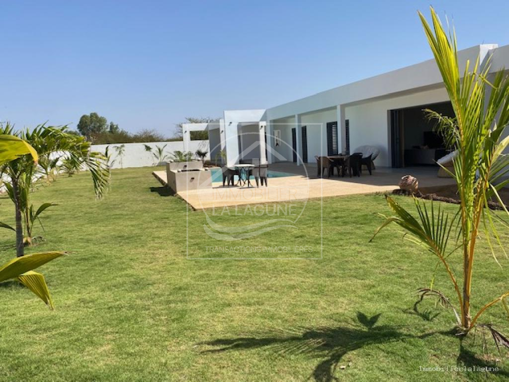 Agence Immobilière Saly Sénégal - V3233 - Villa à NGAPAROU - 33 villa a vendre ngaparou senegal