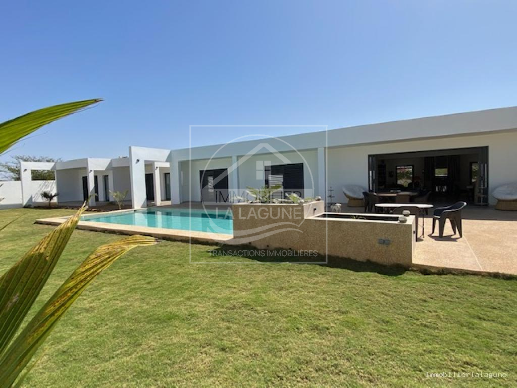 Agence Immobilière Saly Sénégal - V3233 - Villa à NGAPAROU - 33 villa a vendre ngaparou senegal