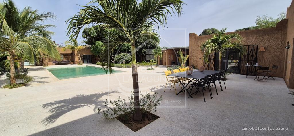 Agence Immobilière Saly Sénégal - V3235 - Villa à N'DIOROKH - V3235-villa-a-vendre-a-ndiorokh-senegal-avec-piscine