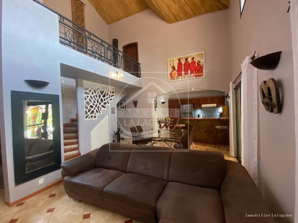 Agence Immobilière Saly Sénégal - V3176 - Villa à NGAPAROU - V3176 villa à vendre ngaparou 3eme ligne senegal