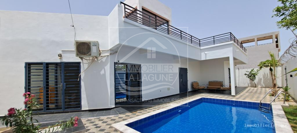 Agence Immobilière Saly Sénégal - V3185 - Villa à SALY - V3185-villa-a-vendre-a-saly-senegal