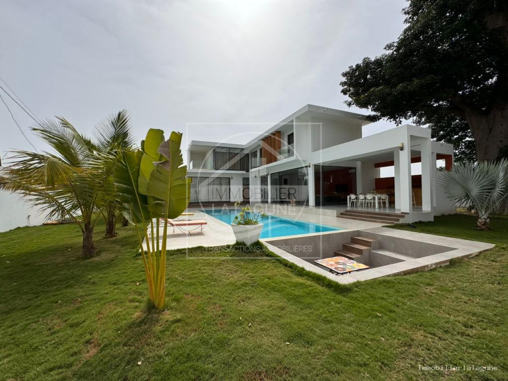 Agence Immobilière Saly Sénégal - V3193 - Villa à NGUERIGNE - V3193 villa contemporaine a vendre nguerigne